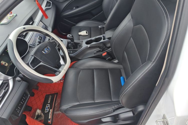 GEELY Emgrand 2019 car image #15