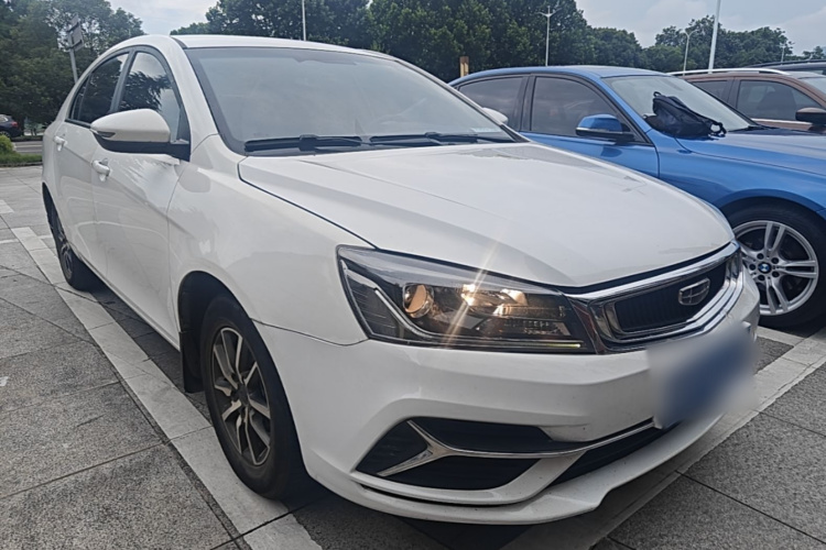 GEELY Emgrand 2019 #4 GEELY Emgrand 2019 car image #4