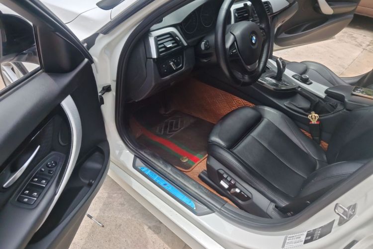 BMW 3 Series 2017 #16 BMW 3 Series 2017 car image #16
