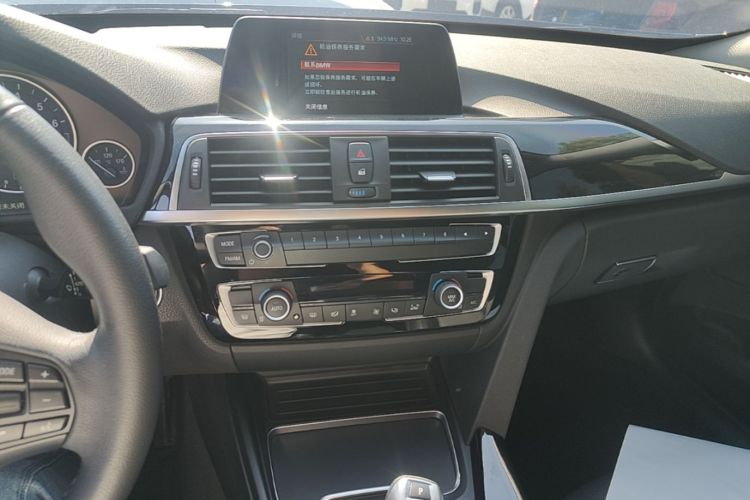 BMW 3 Series GT 2019 #13 BMW 3 Series GT 2019 car image #13