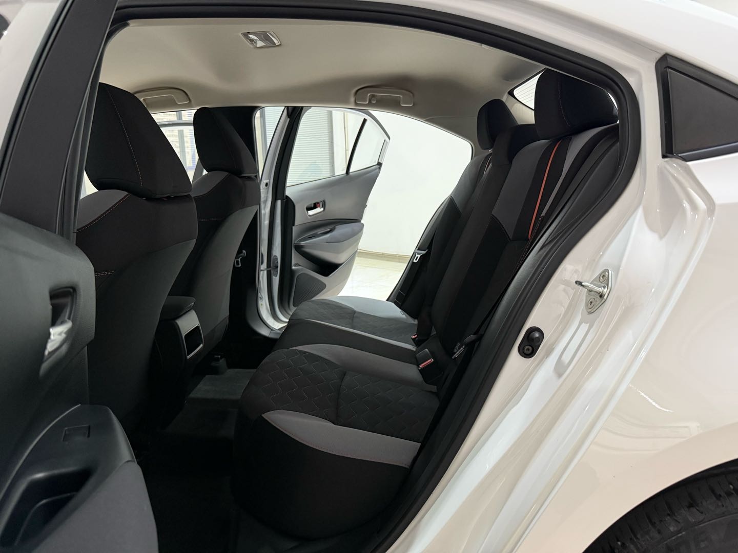 Toyota Corolla 2023 car image #12