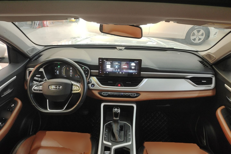 GEELY Vision X6 2019 imagen de coche #10