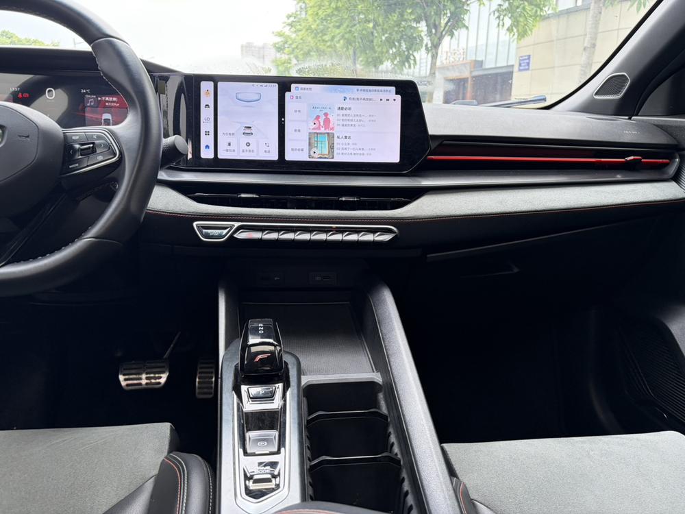 GEELY Binray 2022 car image #7
