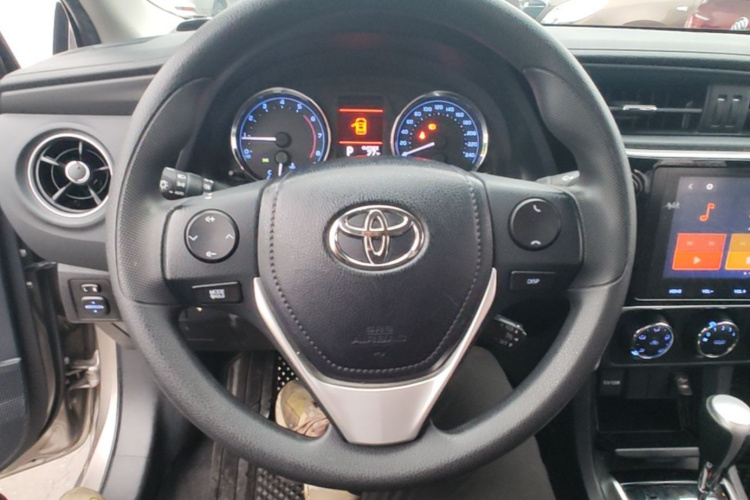 Toyota Corolla 2019 #11 Toyota Corolla 2019 car image #11