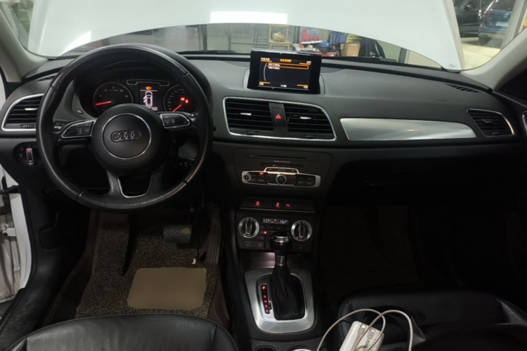 Audi Q3 2015 #10 Audi Q3 2015 image de voiture #10
