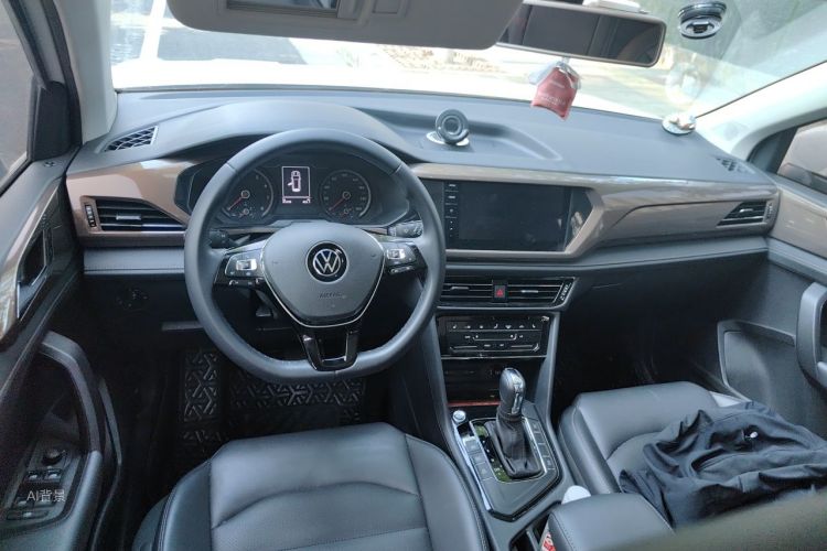 Volkswagen Tharu 2021 car image #11