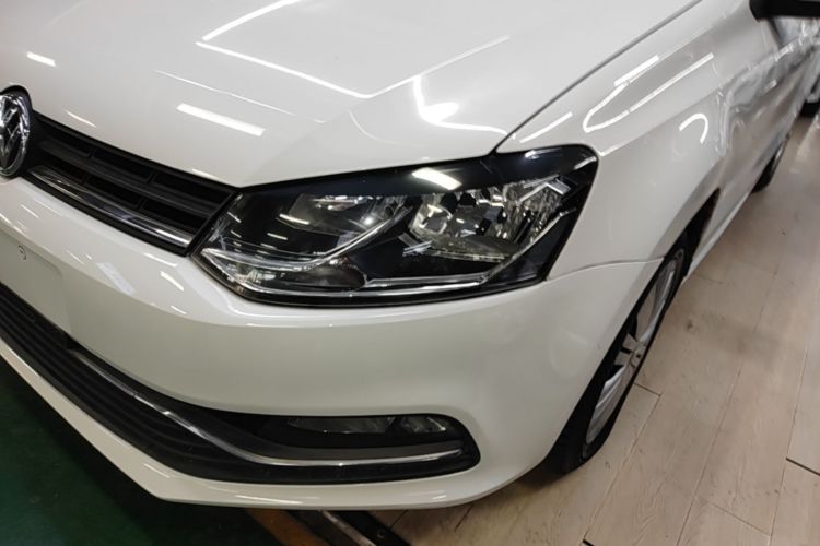Volkswagen Polo 2016 car image #23