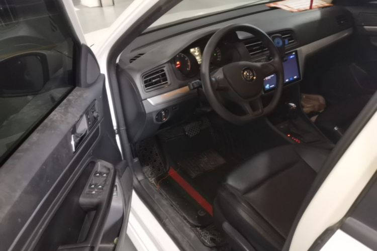 Volkswagen Lavida 2021 car image #16