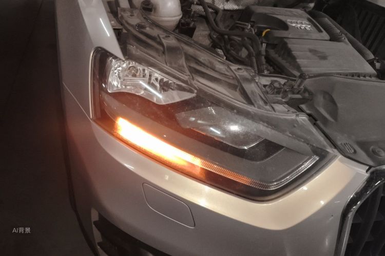 Audi Q3 2014 car image #8