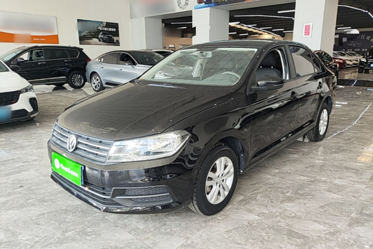 Volkswagen Santana 2022 car image #2