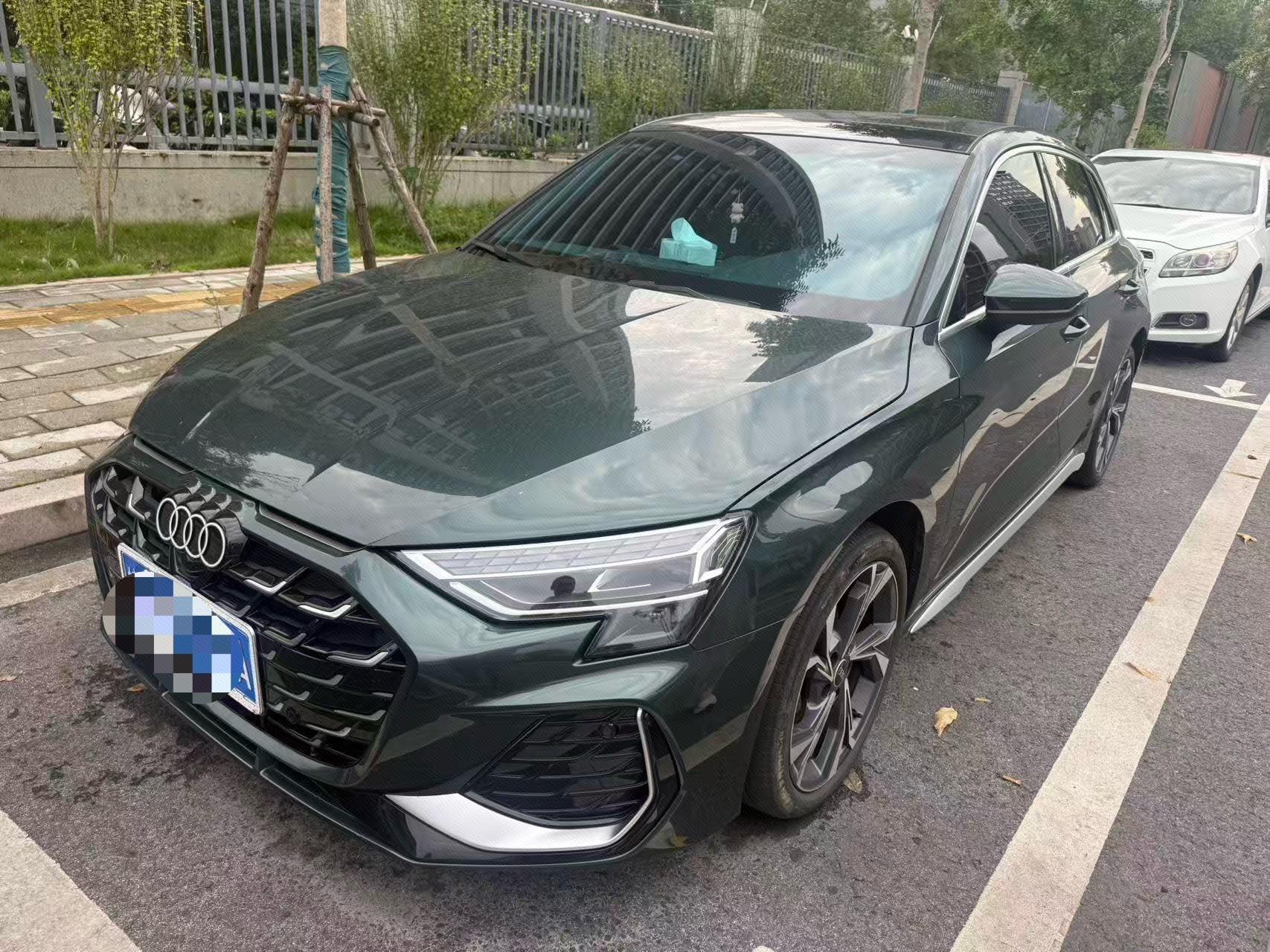 2025 immagine di auto 