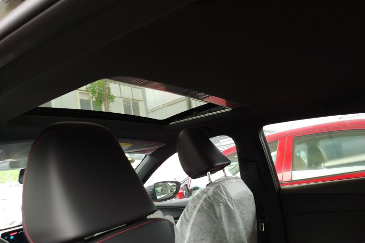 MG 5 2026 imagen de coche #18