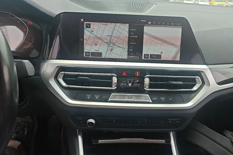 BMW 3 Series 2020 car image #15