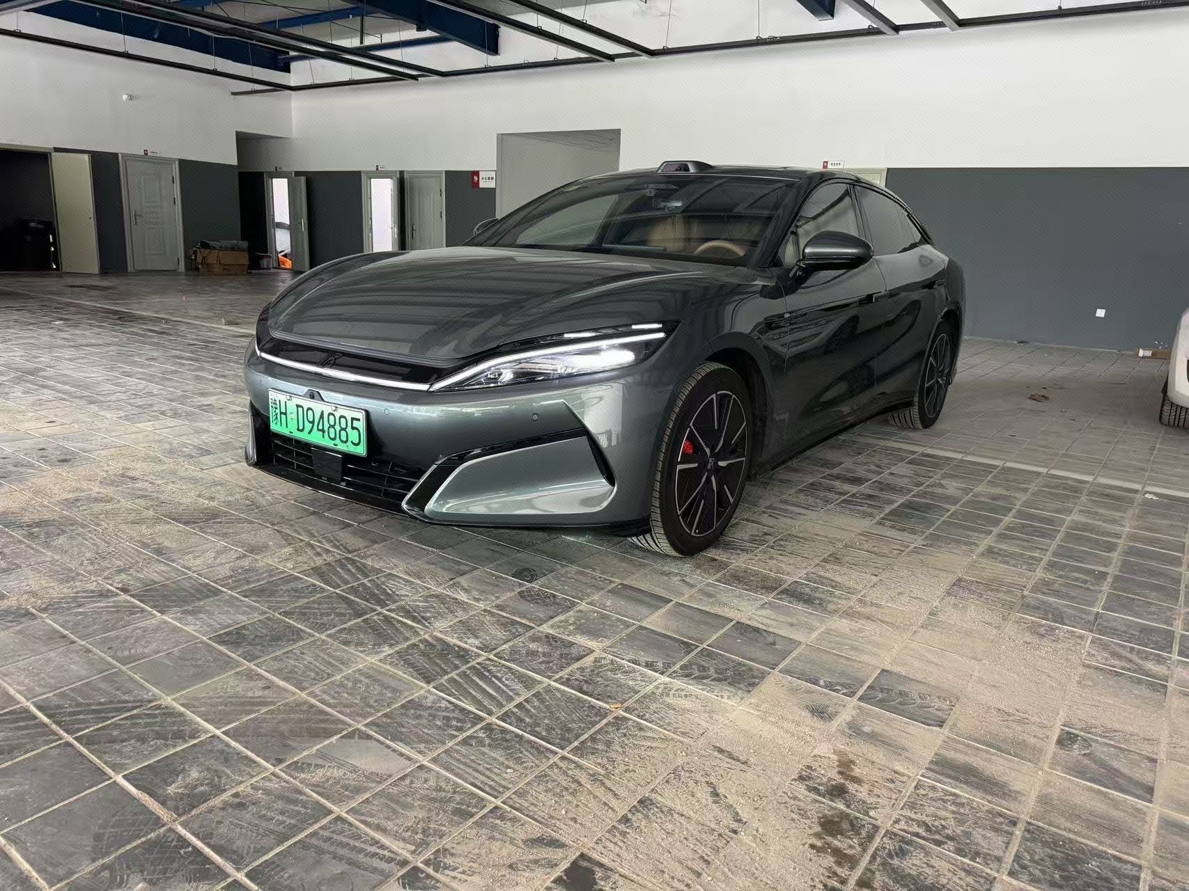 BYD HanL 2026 BYD HanL 2026 car image
