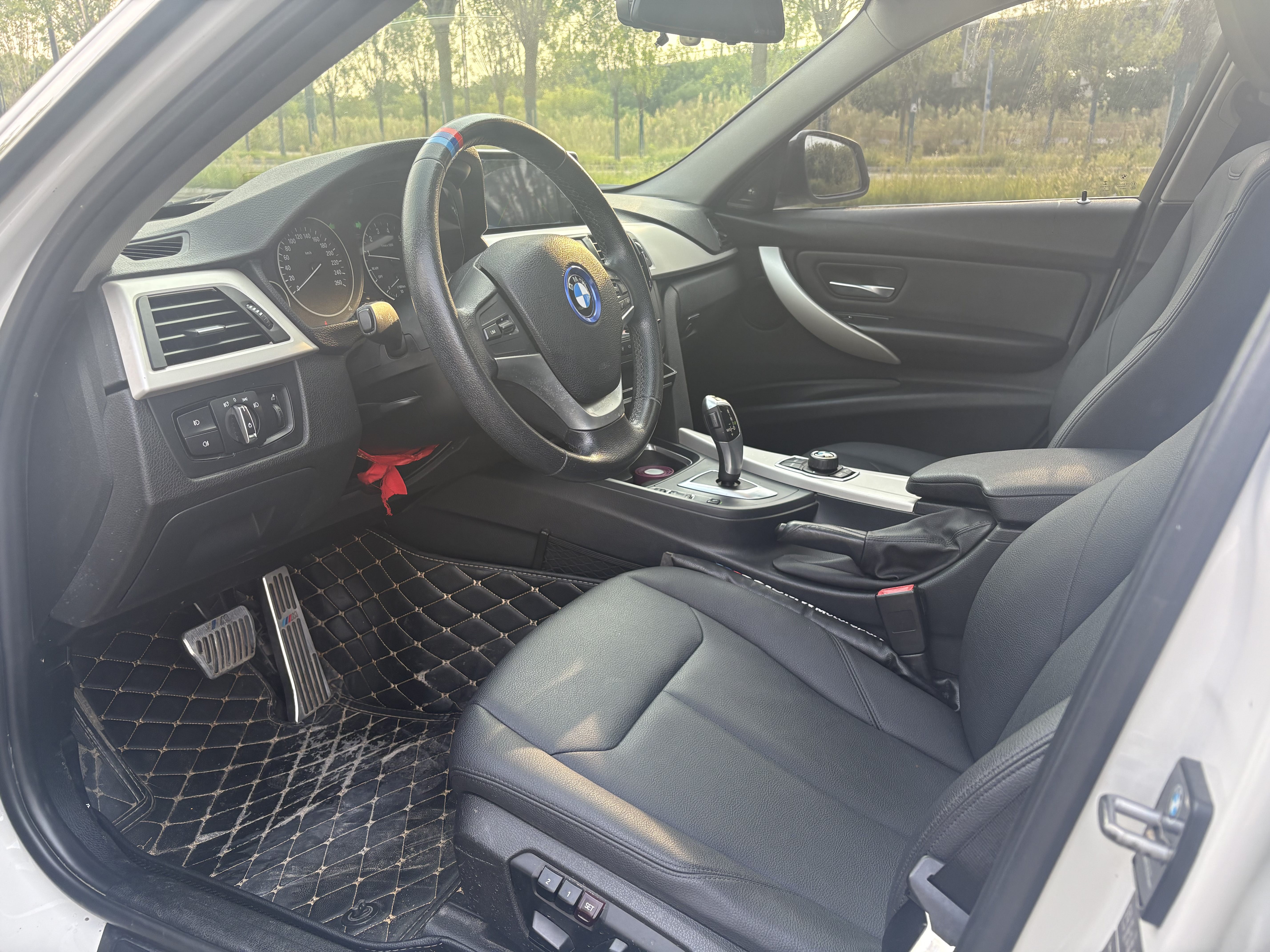 BMW 3 Series 2015 #6 BMW 3 Series 2015 car image #6