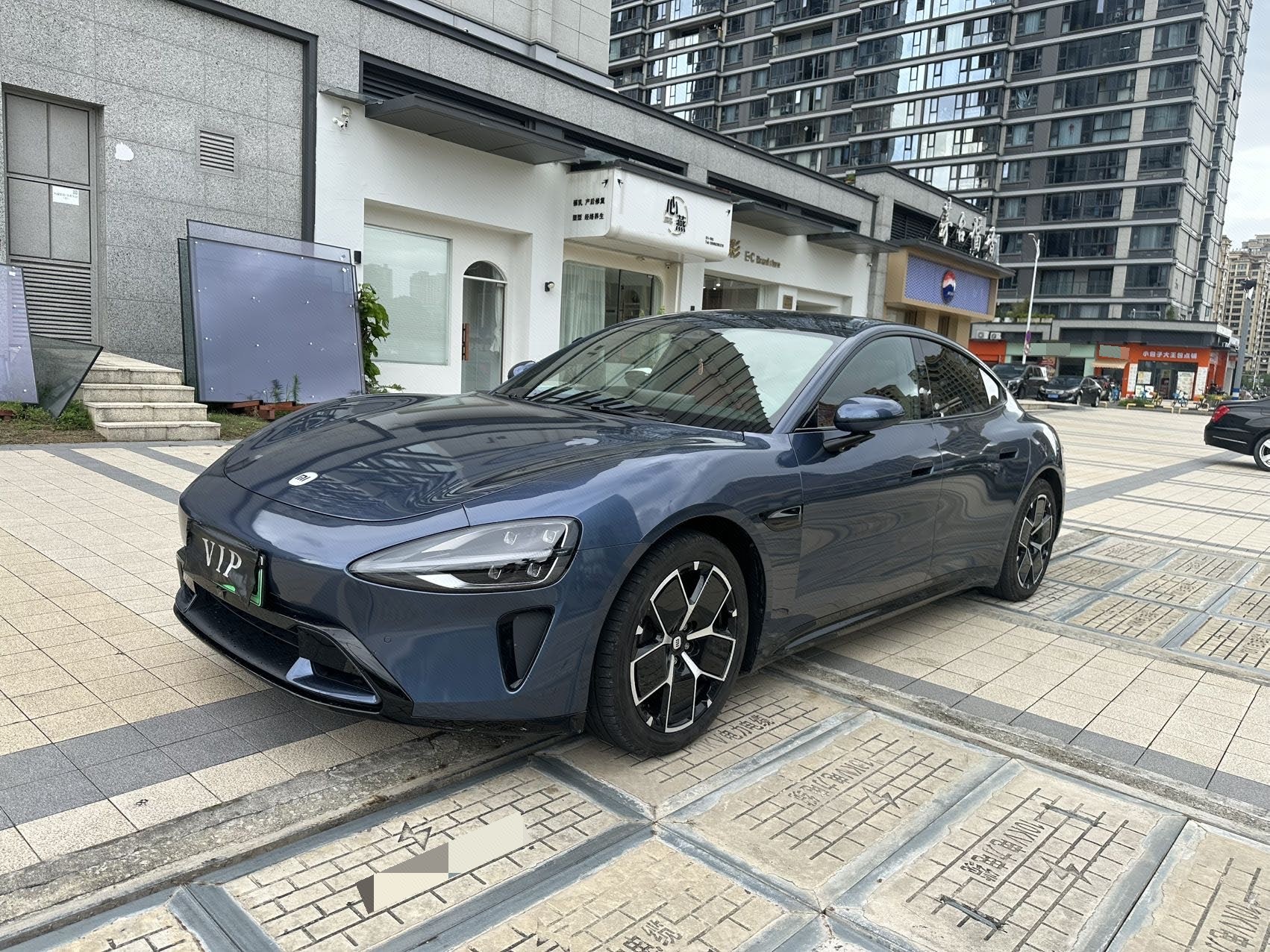 MI SU7 2024 car image 
