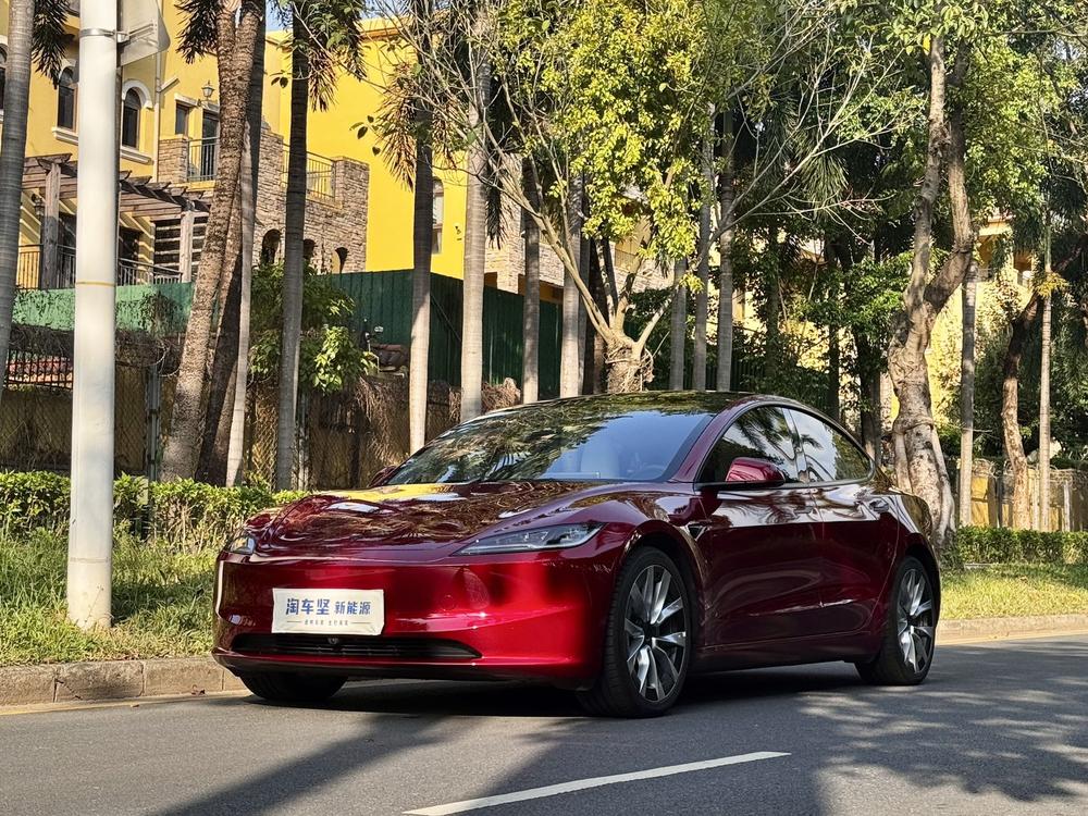特斯拉 Model 3 2026 汽车图片 