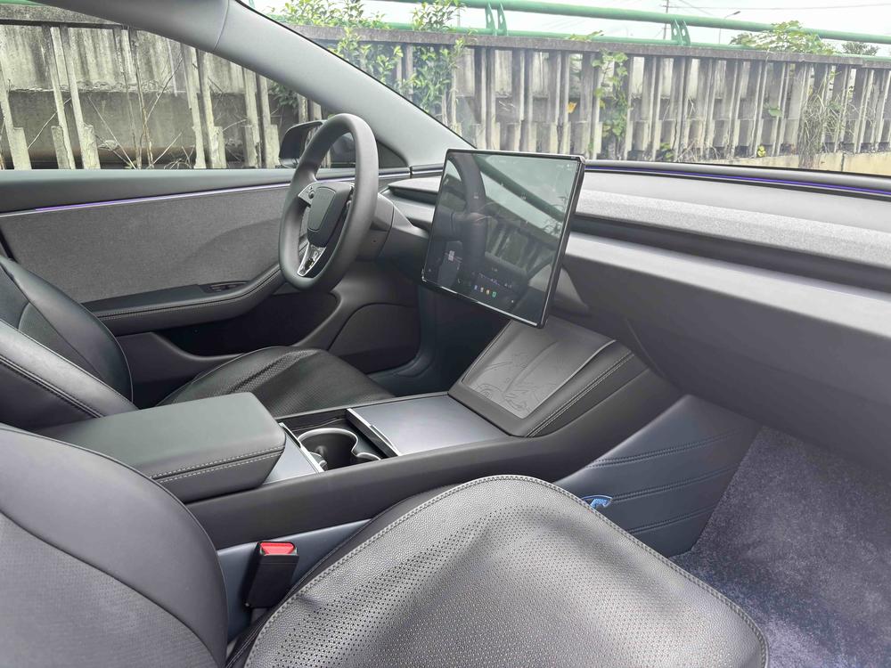 Tesla Model 3 2025 #9 Tesla Model 3 2025 car image #9