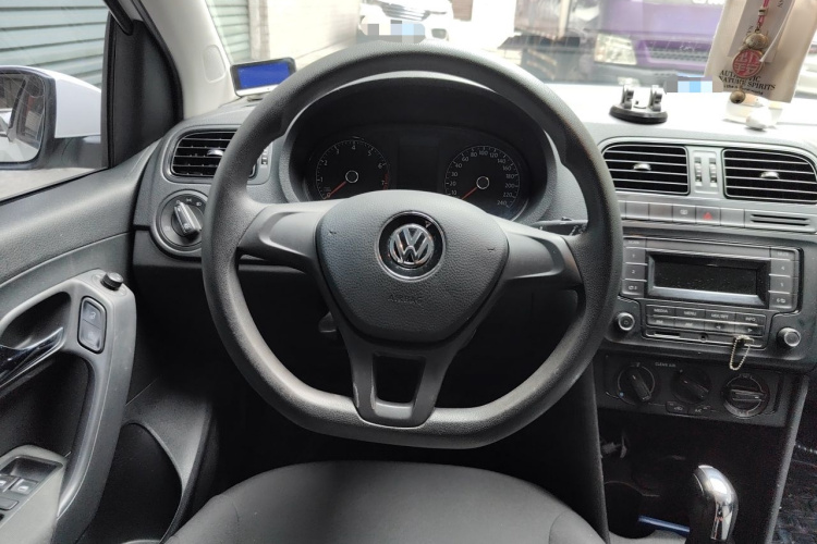 Volkswagen Polo 2018 #11 Volkswagen Polo 2018 car image #11