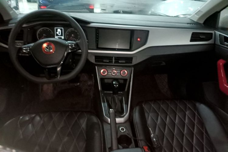 Volkswagen Polo 2020 immagine di auto #11