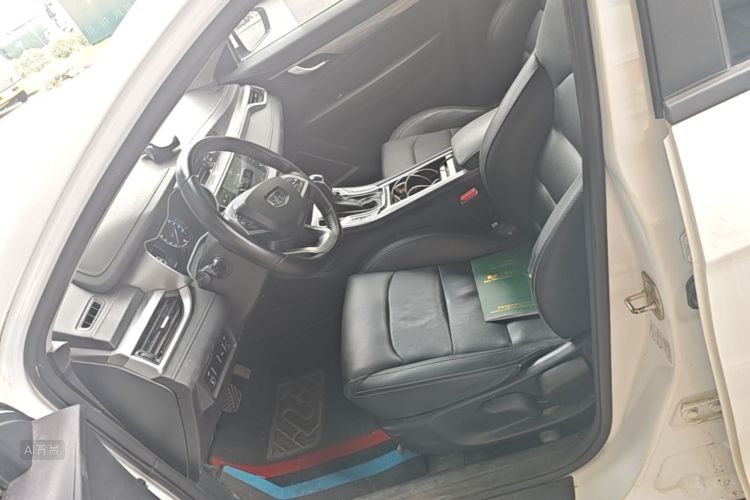 GEELY Emgrand 2020 #17 GEELY Emgrand 2020 car image #17