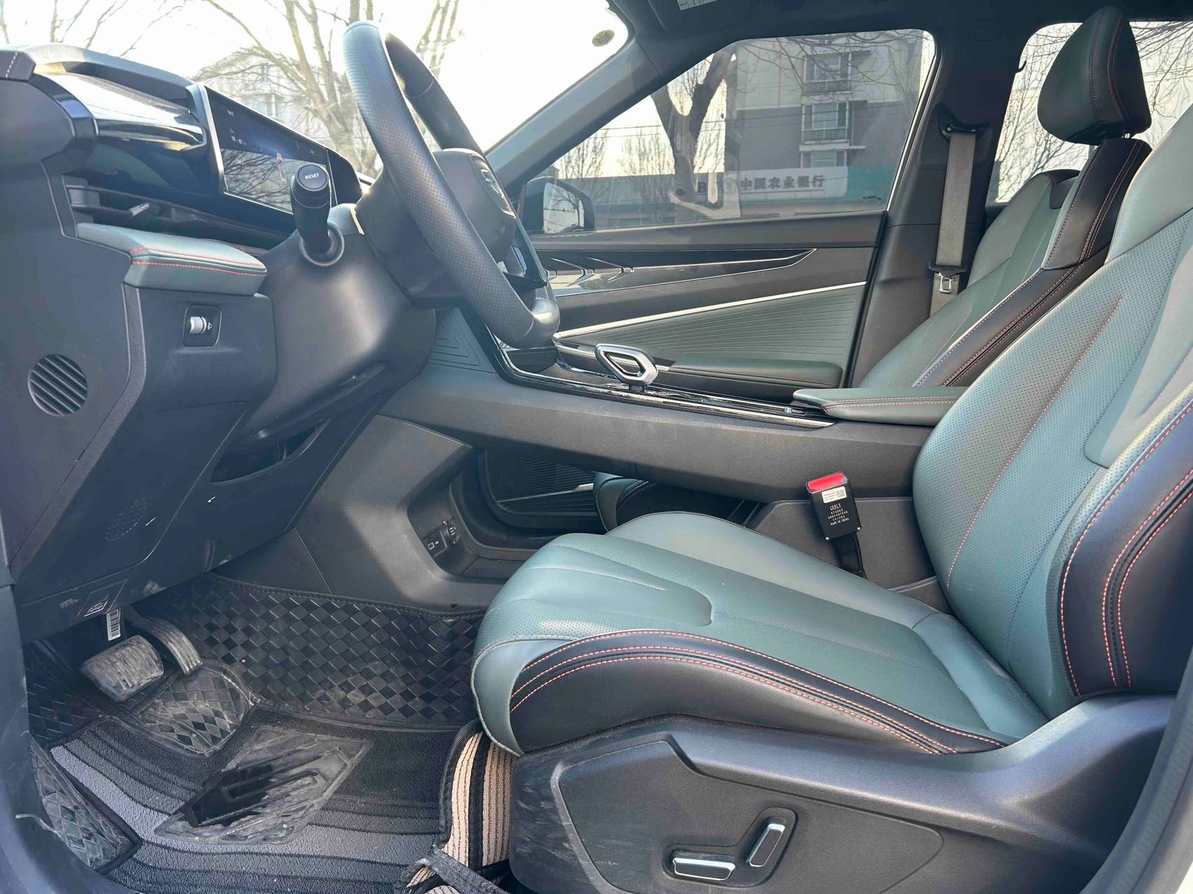 GEELY Boyue 2025 #7 GEELY Boyue 2025 imagen de coche #7