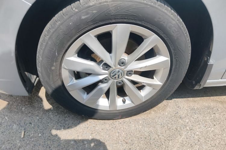 Volkswagen Bora 2019 car image #9