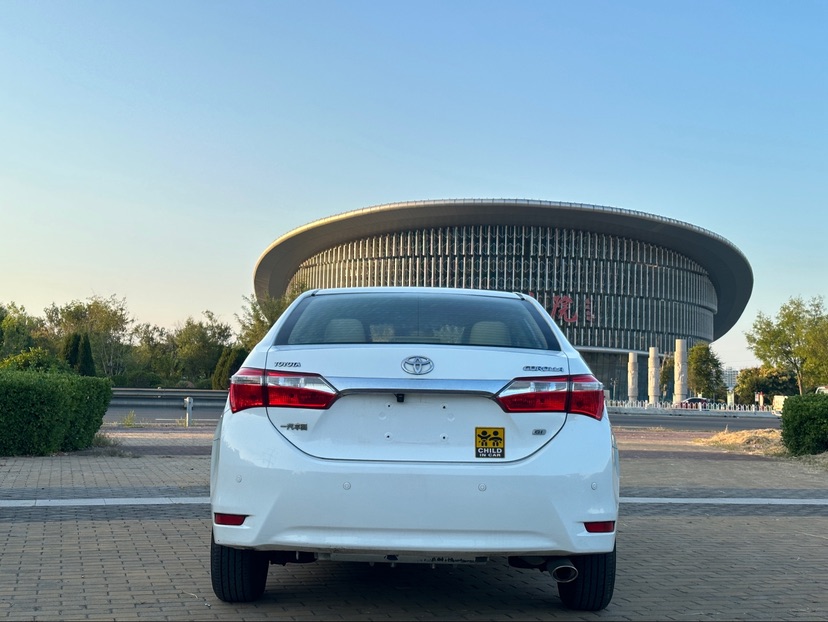Toyota Corolla 2015 #5 Toyota Corolla 2015 car image #5