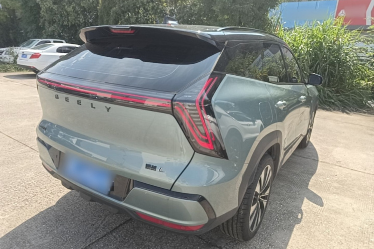 GEELY Boyue L 2026 car image #7