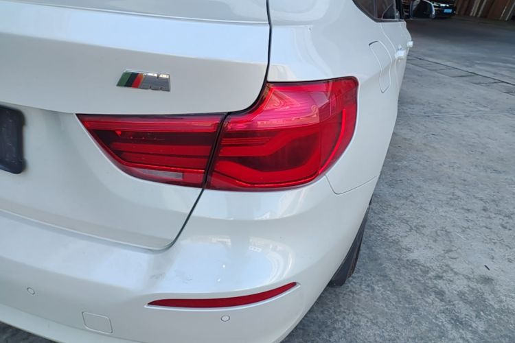 BMW 3 Series GT 2017 #8 BMW 3 Series GT 2017 car image #8