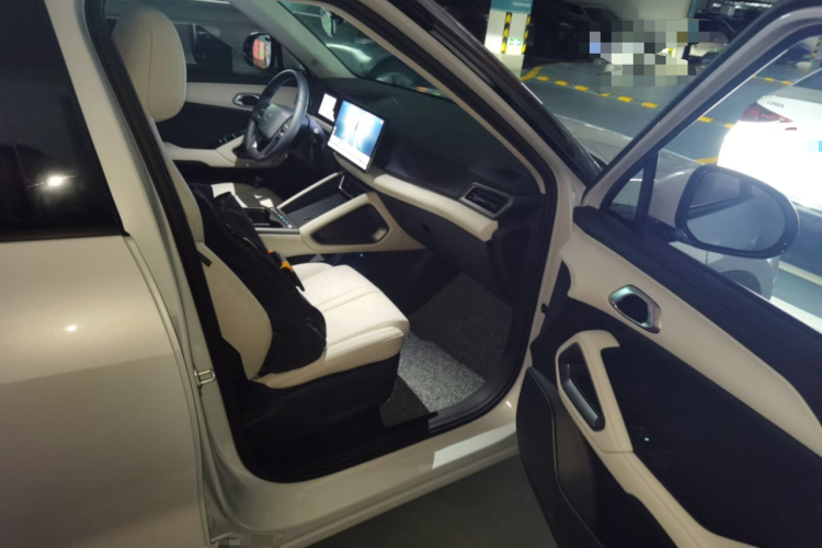 BYD YuanUP 2026 car image #21