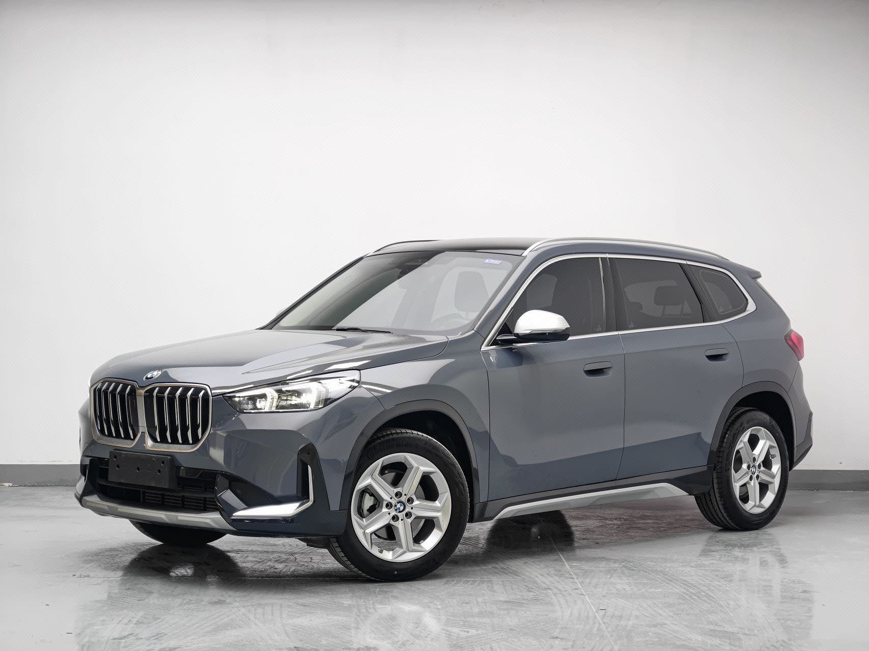 BMW X1 2023 car image 