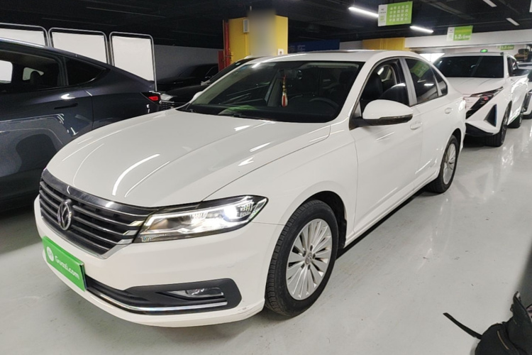 Volkswagen Lavida 2019 car image #2