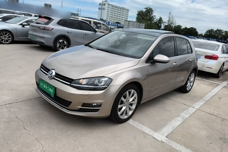 Volkswagen Golf 2014 car image #2