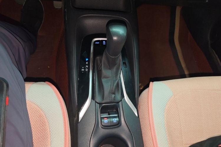 Toyota Corolla 2021 immagine di auto #14