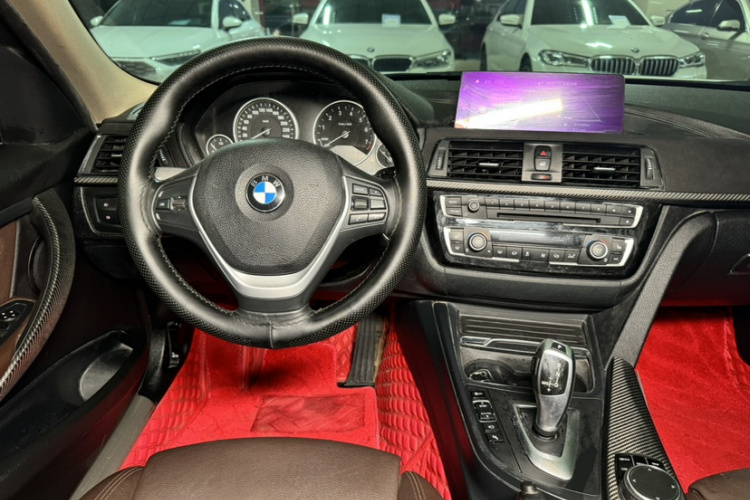 BMW 3 Series 2019 #28 BMW 3 Series 2019 car image #28