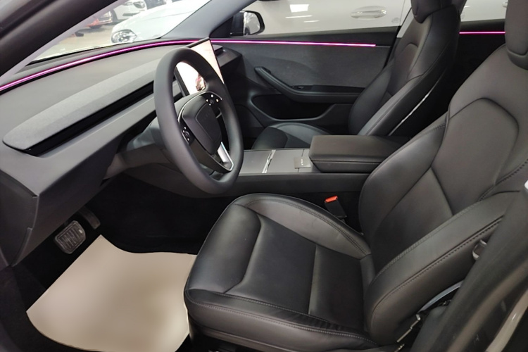 Tesla Model 3 2025 #19 Tesla Model 3 2025 car image #19