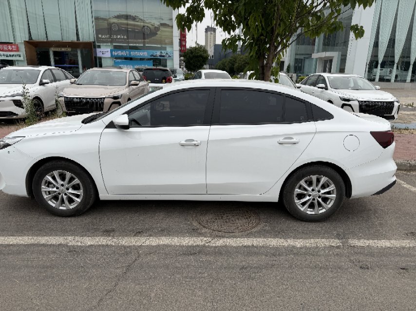 Roewe i5 2024 imagen de coche #6