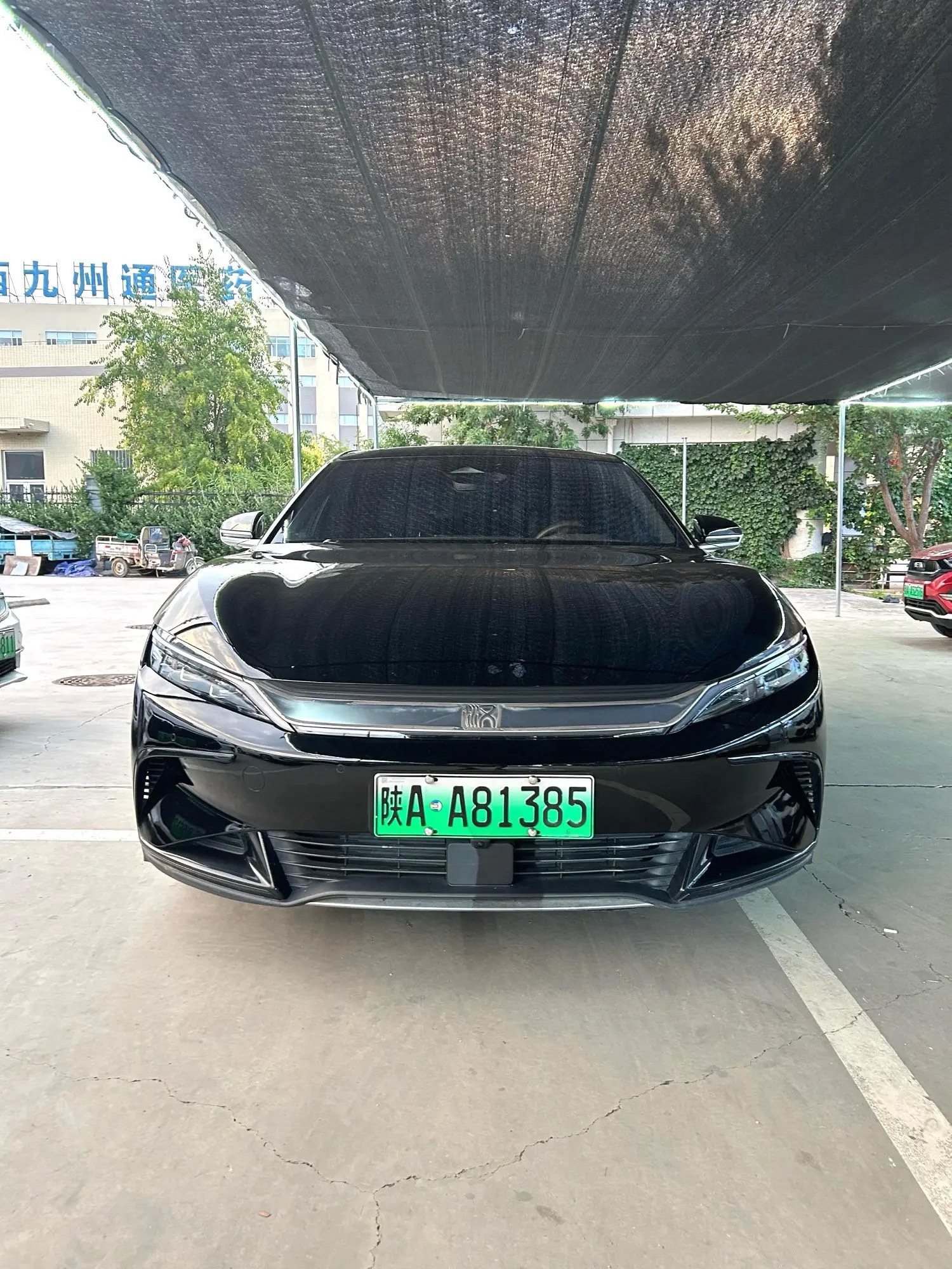 BYD Han 2023 #2 BYD Han 2023 car image #2