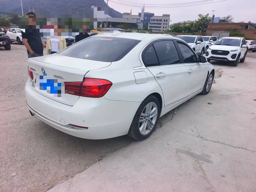 BMW 3 Series 2017 #6 BMW 3 Series 2017 car image #6