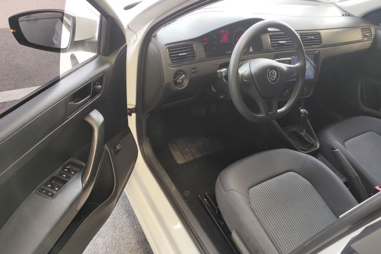 Volkswagen Santana 2022 car image #12