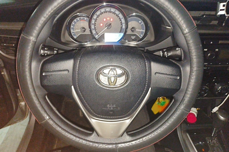 Toyota Corolla 2017 #15 Toyota Corolla 2017 car image #15