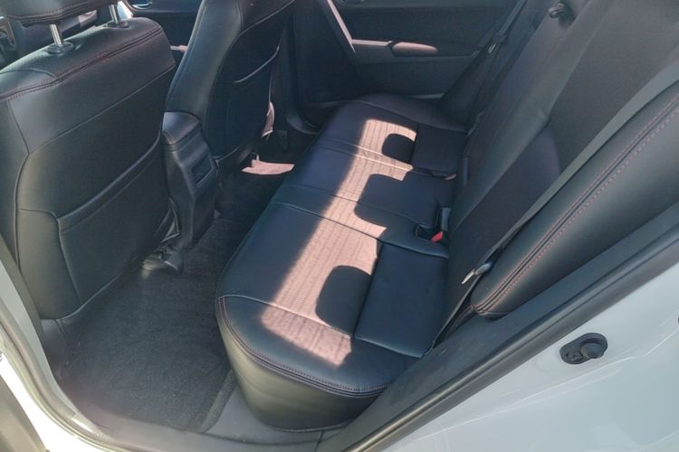 Toyota Corolla 2019 car image #17