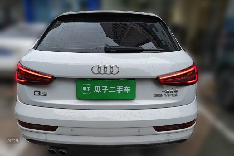Audi Q3 2018 car image #6