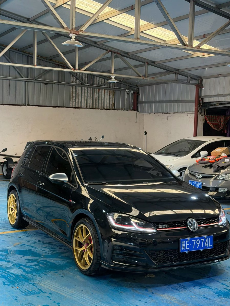 Volkswagen GolfGTI 2015 #3 Volkswagen GolfGTI 2015 image de voiture #3