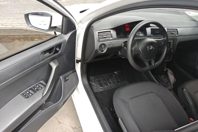 Volkswagen Santana 2021 car image #16