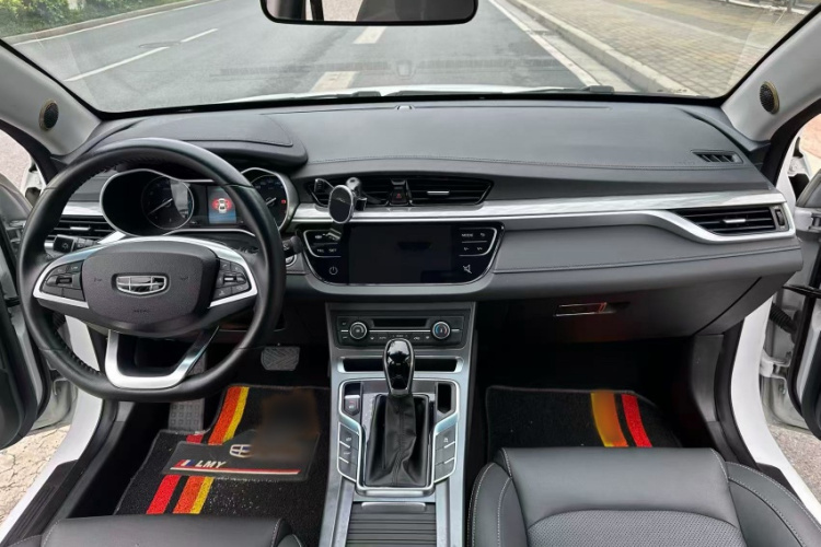 GEELY Emgrand 2020 car image #13