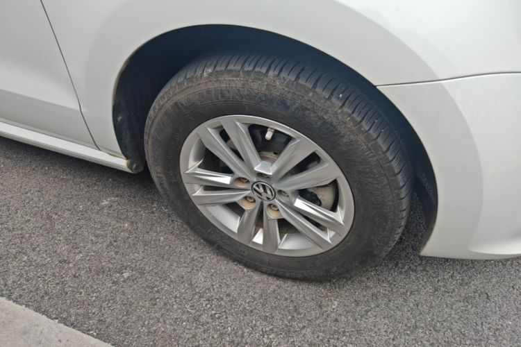 Volkswagen Polo 2017 #9 Volkswagen Polo 2017 car image #9