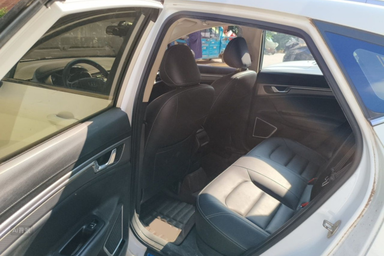 GEELY Emgrand GS 2018 #19 GEELY Emgrand GS 2018 immagine di auto #19