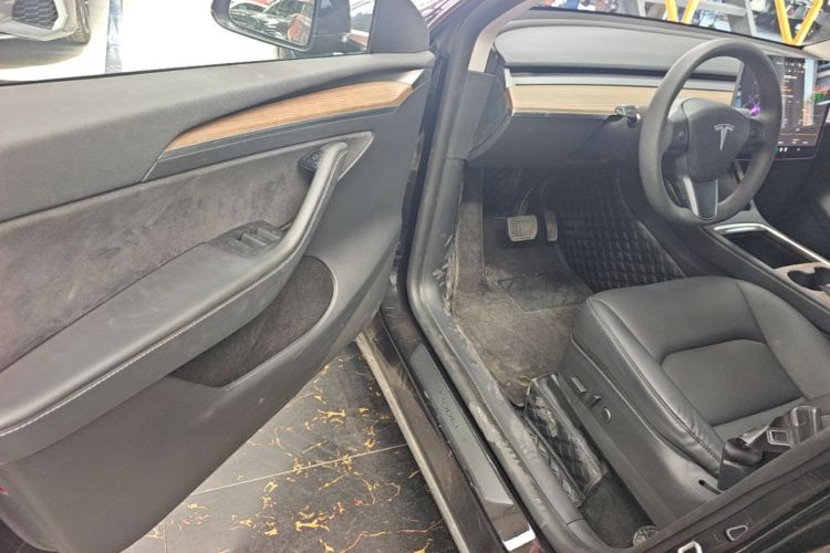 Tesla Model Y 2021 #16 Tesla Model Y 2021 immagine di auto #16